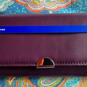 Woman's Leather Wallet